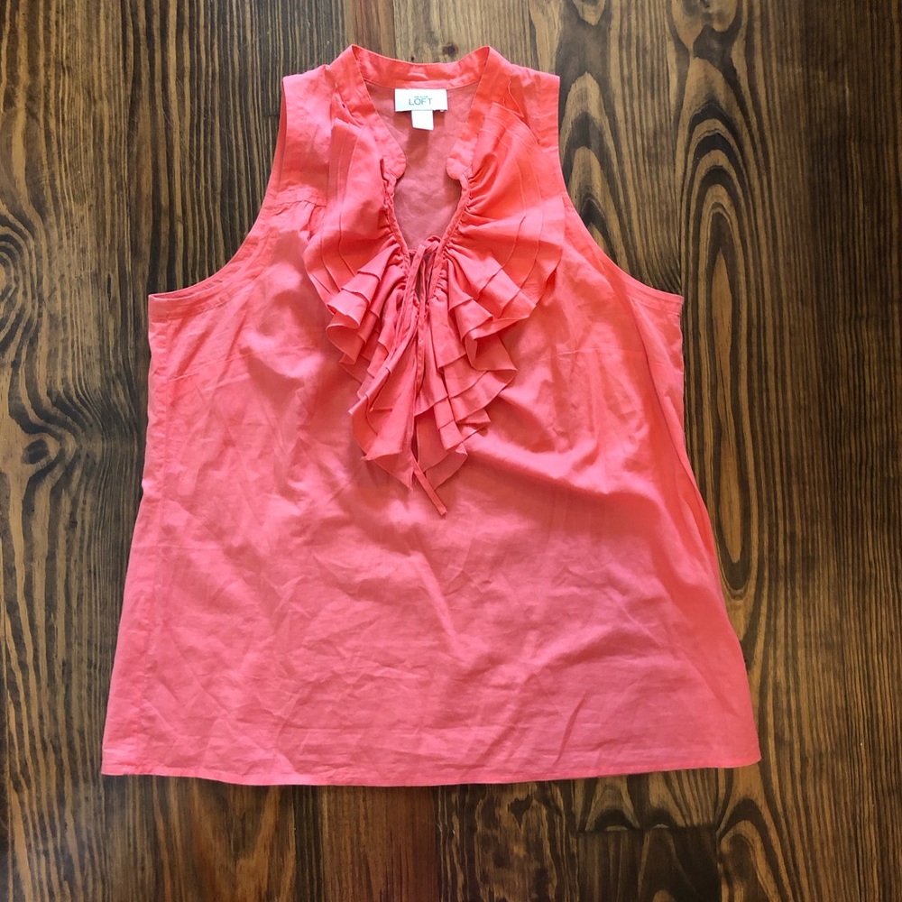 Loft top with the cutest ruffle detail! Large